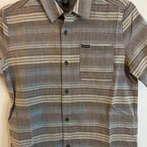 Volcom boys button ups shirts